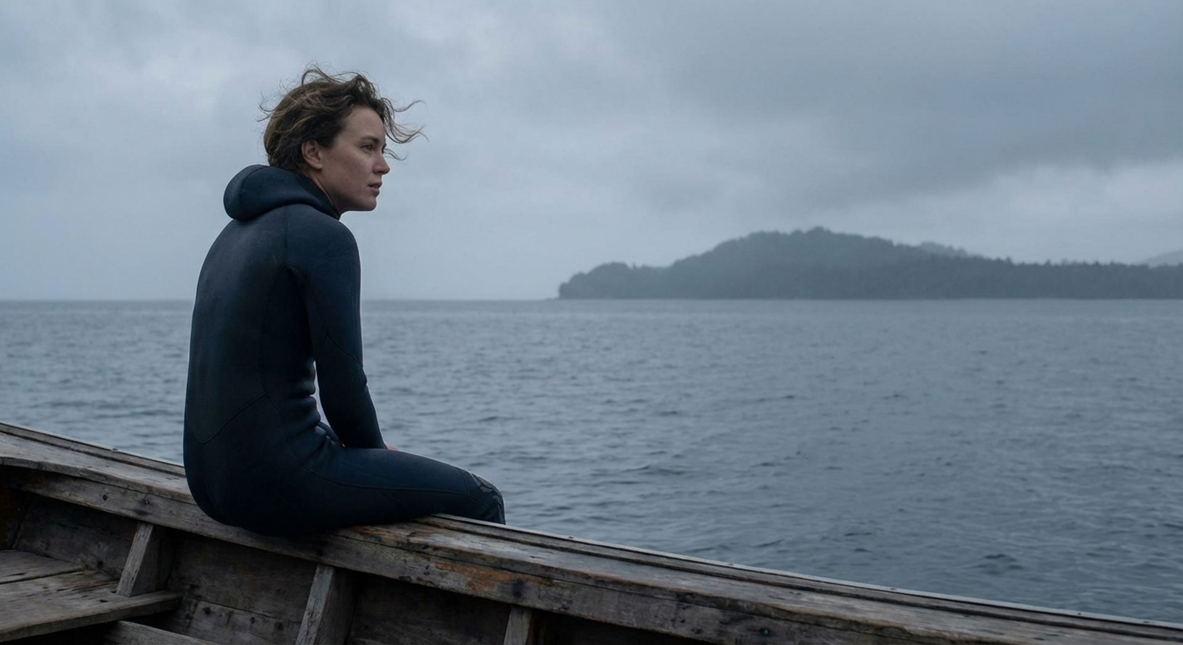 Diver looking at horizon